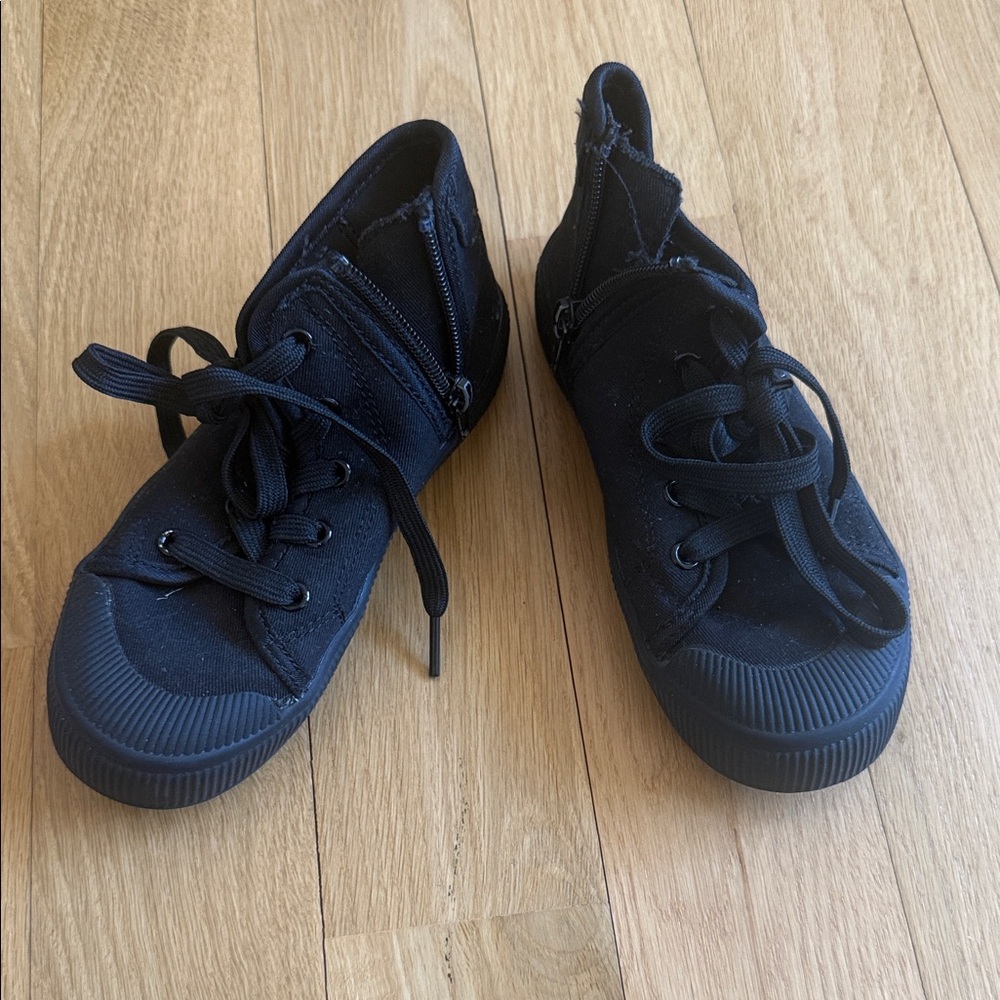 Dream Paris Kids Black High-Top Sneakers